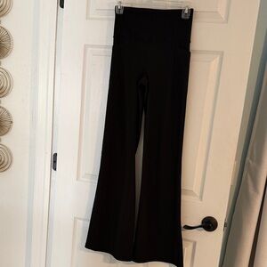 Athleta Black Flared Leggings/Salutation Rib Flare-Small